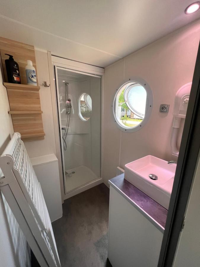 Mobil Home Du Lac - Camping 4 Etoiles Aureilhan  Exterior photo